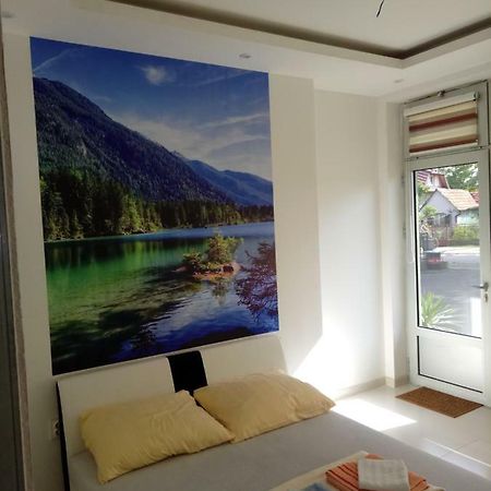 Dado Apartment Биелина Екстериор снимка
